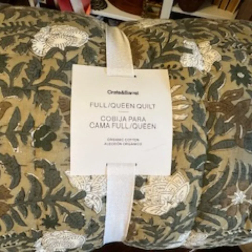 NWT Crate & Barrell Quilt - Picture 4 of 4